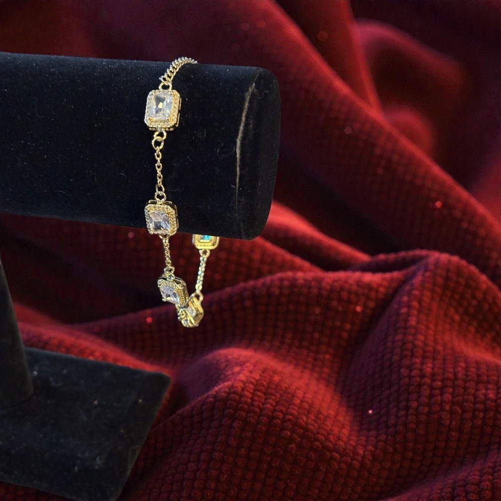 NWOT Gold‎ Tone CZ Station Bracelet Emerald Cut Clear Stones Halo Adjustable